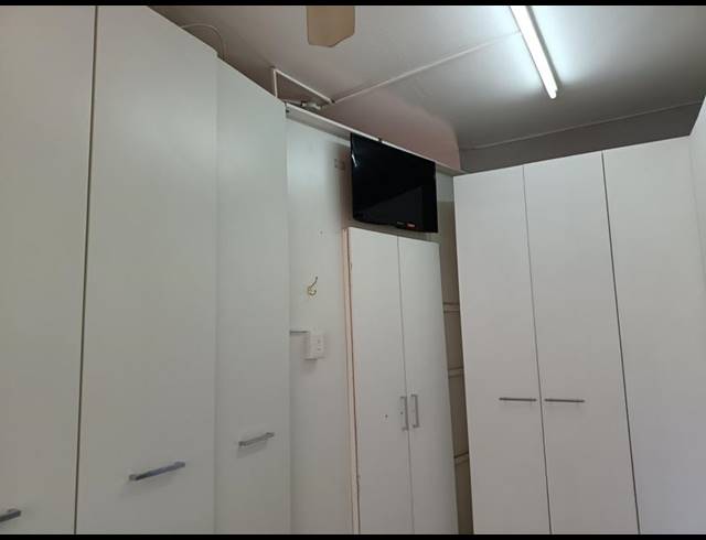 1 BEDROOM APARTMENT FOR SALE IN MORNINGSIDE